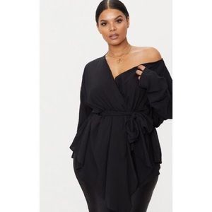 Black Pretty Little Thing Top (Plus Size)